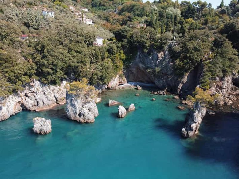 Billet Dîner sur un bateau, vues au coucher du soleil, et bonne humeur garantie
