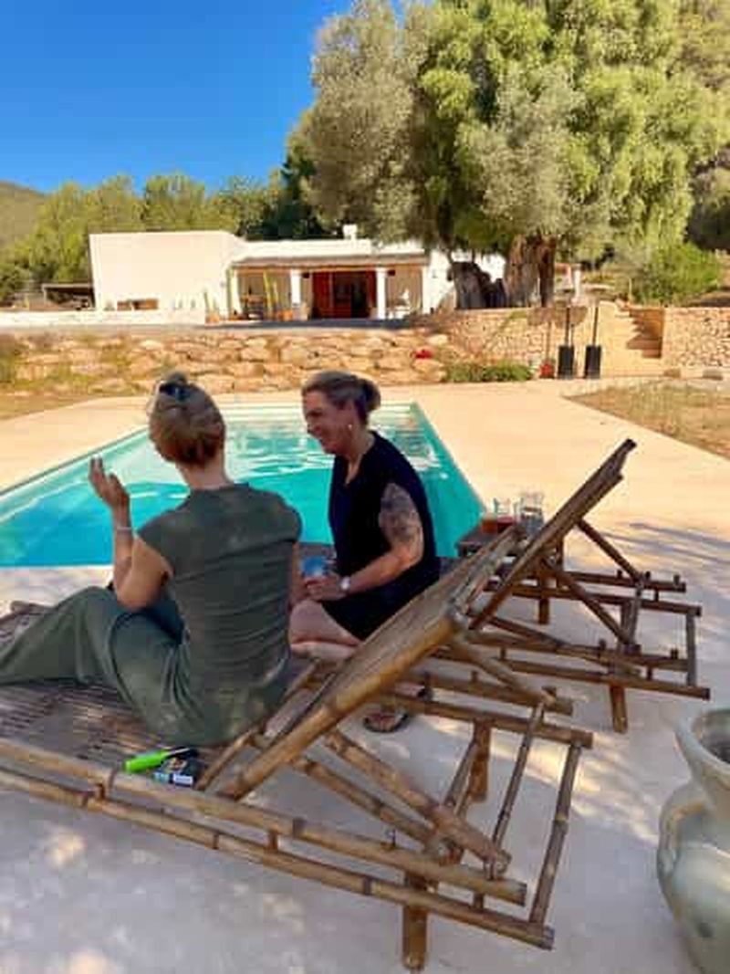 Billet Retraite privée d'une demi-journée à Ibiza : yoga, bain sonore, relaxation