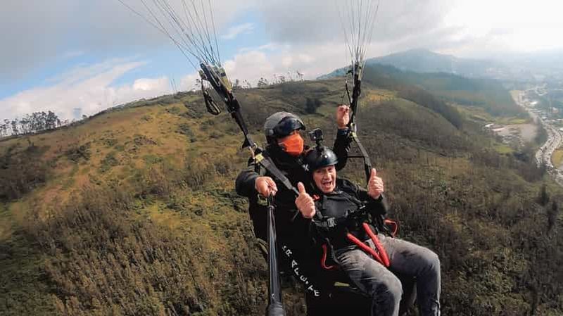 Billet Quito : vol en parapente en tandem