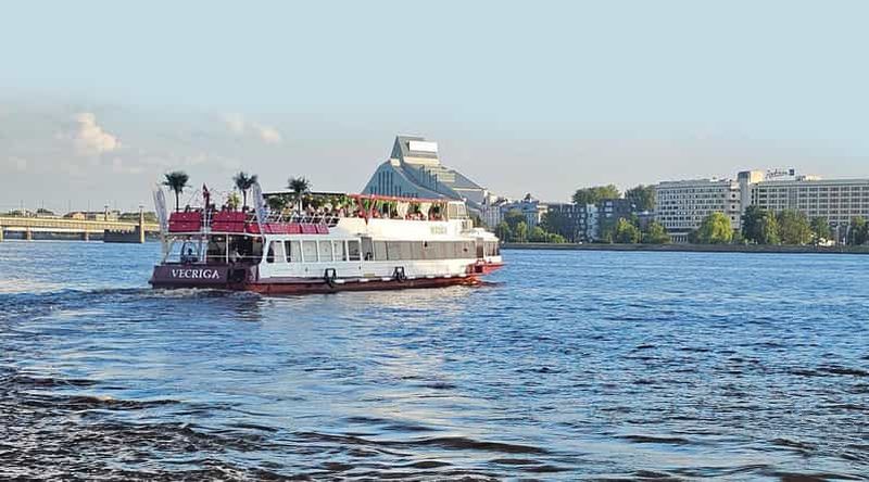 Billet Riga : croisière fluviale au coucher du soleil vers les portes de la mer - Croisières fluviales en Lettonie