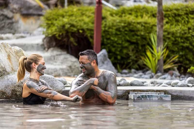 Billet Rotorua : spa de boue en plein air et promenade guidée à Hell's Gate