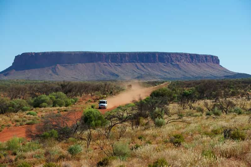 Billet Excursion en petit groupe au Mont Conner en 4x4 depuis Ayers Rock