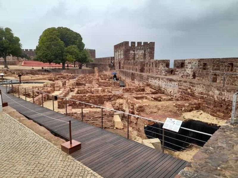 Billet Visite privée du château de Silves avec dégustation de vins d'Algarve