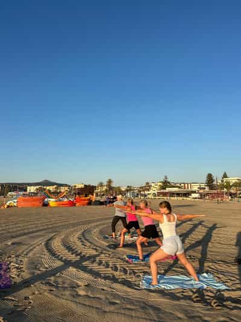 Billet Jávea : cours de yoga privé sur la plage de L'Arenal
