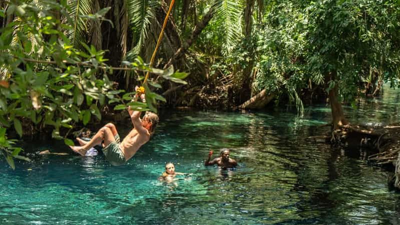 Billet Arusha ou Moshi : source chaude, cascade et plantation de café