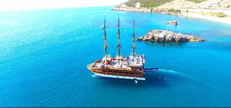 Billet Alanya : excursion en catamaran avec baignade et bain de soleil