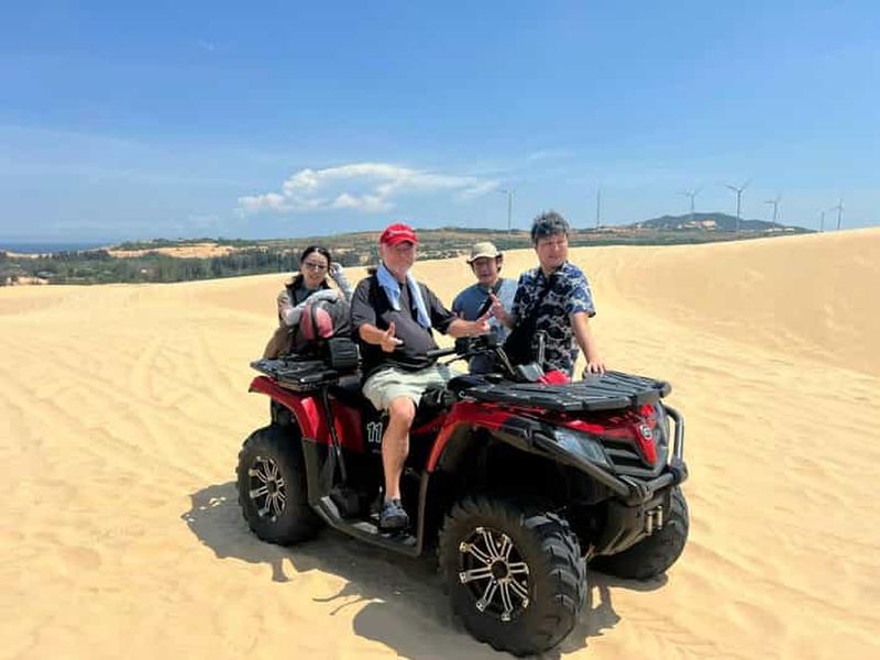 Billet Depuis Hô-Chi-Minh-Ville : dunes blanches et rouges en Jeep et quad