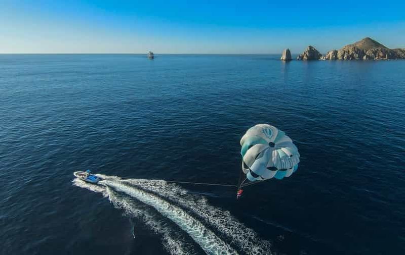 Billet Los Cabos : Le parachute ascensionnel, une nouvelle perspective depuis le ciel.