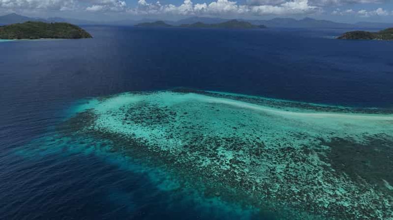 Billet El Nido, Sibaltan : plongée avec tuba privée et visite des îles secrètes
