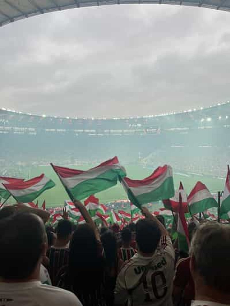 Billet Match de football de Fluminense au Maracanã avec des hôtes locaux