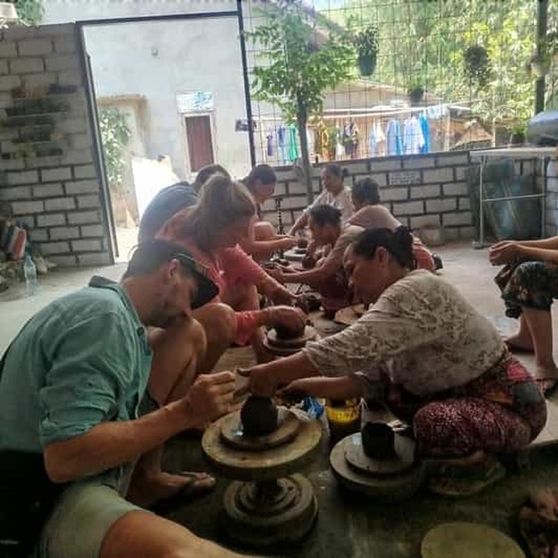 Billet Lombok : poterie, huile de coco et torréfaction du café