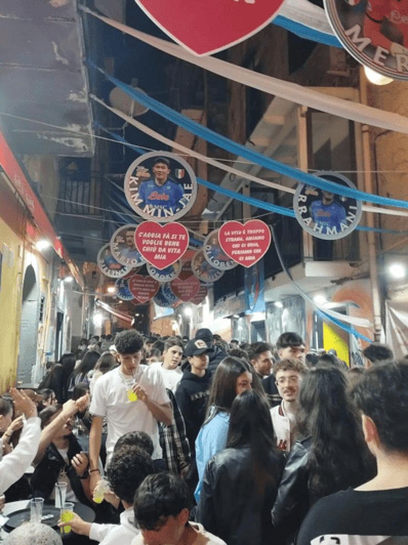 Billet Visite de Naples - quartiers espagnols