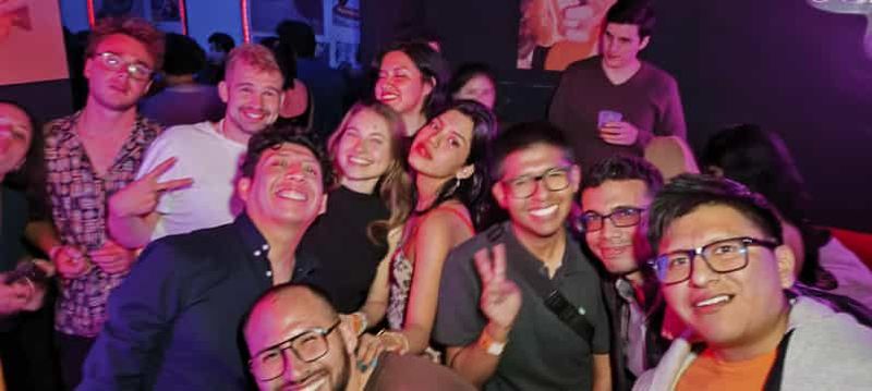 Billet Arequipa : Tournée des bars avec entrée coupe-file et boissons