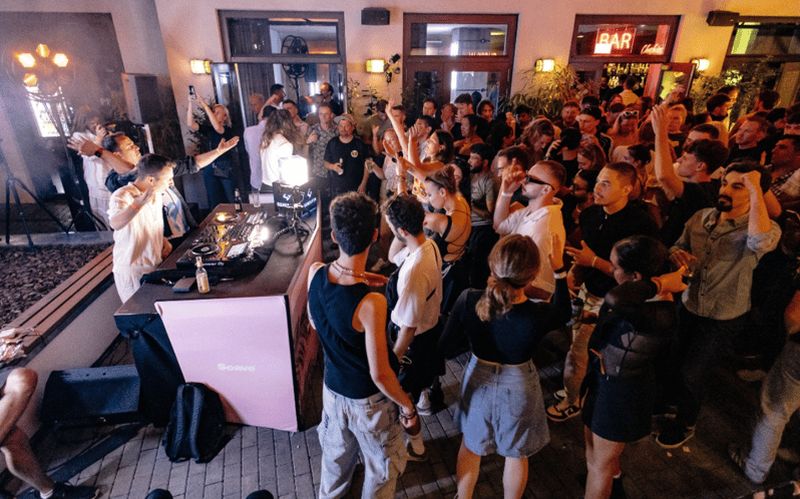 Billet Berlin : tournée des bars avec shots et entrée VIP en boîte de nuit