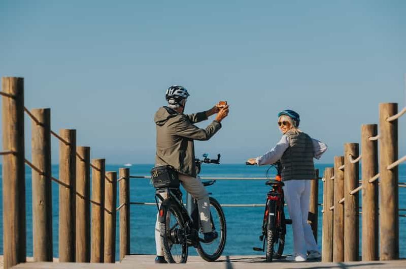 Billet Almancil : visite guidée à vélo de l'île de Faro avec pause café