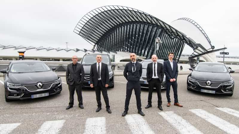 Billet Lyon : transfert privatif aller simple depuis l'aéroport de Lyon-Saint Exupéry