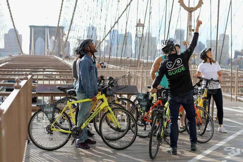Billet Au départ de Manhattan : visite touristique à vélo de 2 heures sur le pont de Brooklyn