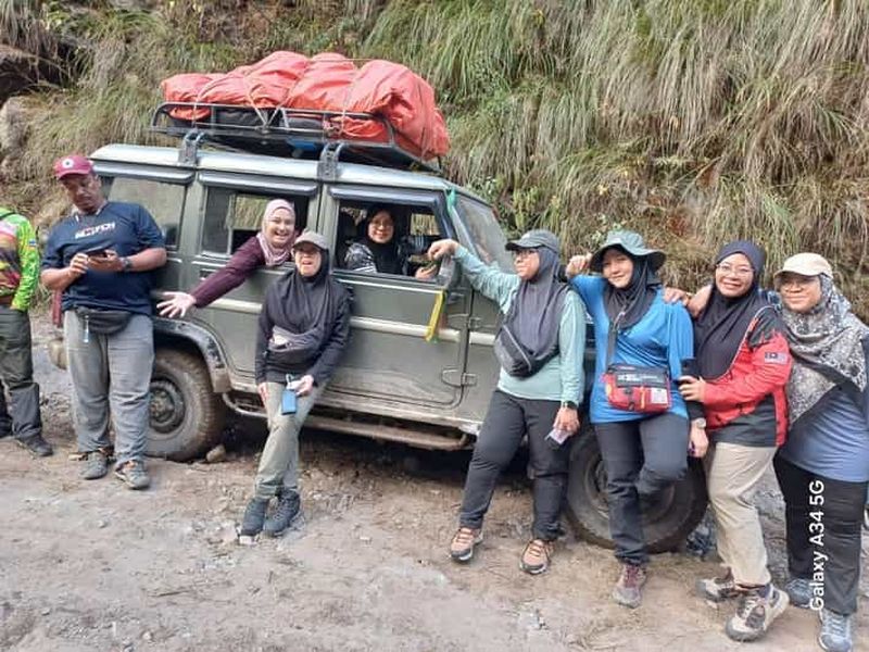 Billet Transfert en Jeep de Katmandou à Phaplu (avec partage)