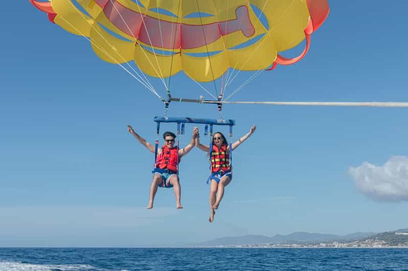Billet Calella : aventure en parachute ascensionnel au-dessus de la Méditerranée