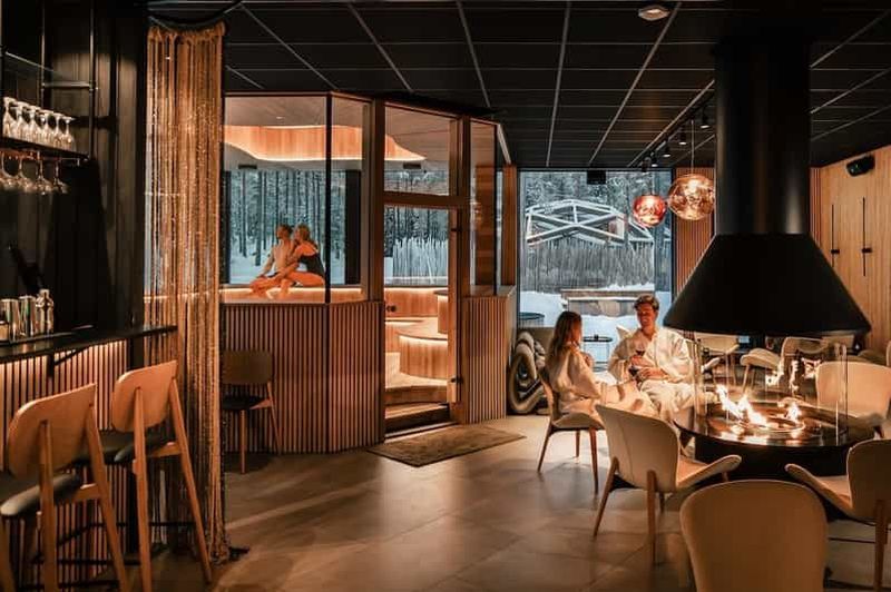 Billet Rovaniemi : spa en forêt, jacuzzis extérieurs et dîner en peignoir