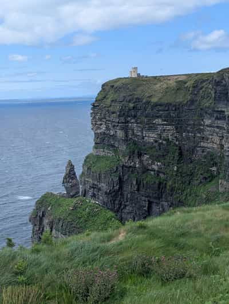 Billet Dublin : visite d'une journée privée de luxe aux falaises de Moher