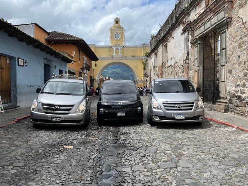 Billet Aéroport de La Aurora (GUA) : Transfert privé aller simple vers Antigua