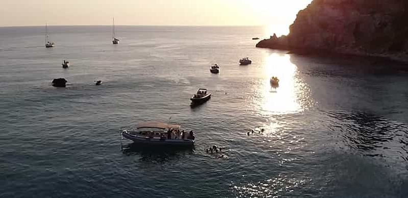 Billet Tropea : tour en bateau au coucher du soleil à Capo Vaticano avec apéritif