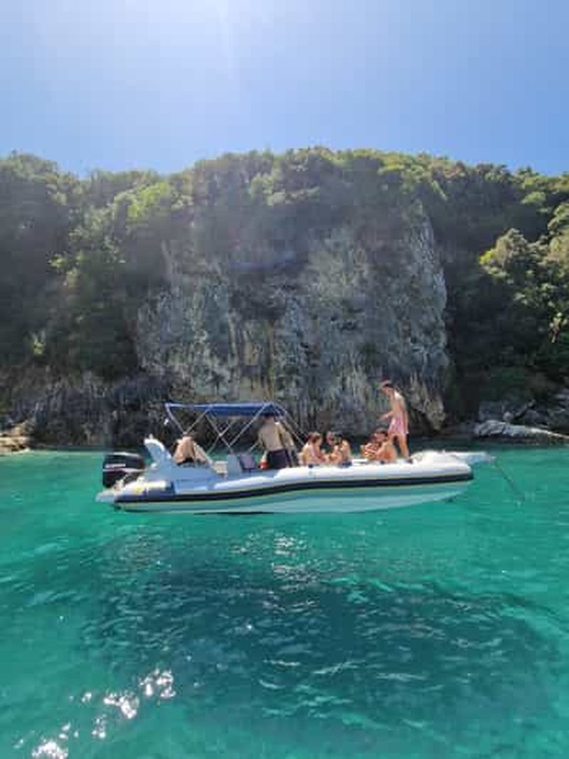 Billet Saranda : tour en bateau à Krorez avec plongée avec tuba, boissons et baignade