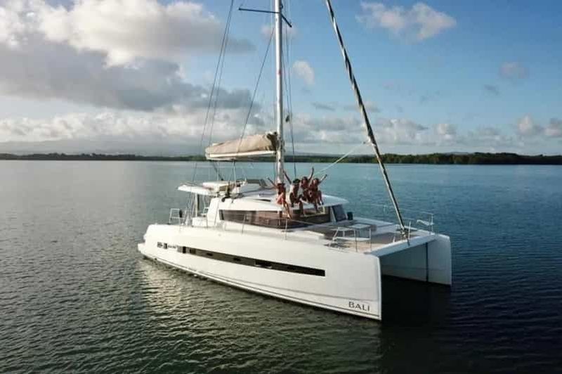 Billet Marbella : catamaran de luxe de 2 heures à Puerto Banús