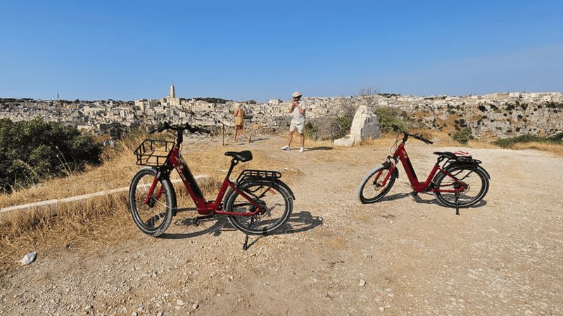 Billet Matera : balade facile à vélo électrique jusqu'au belvédère des Sassi