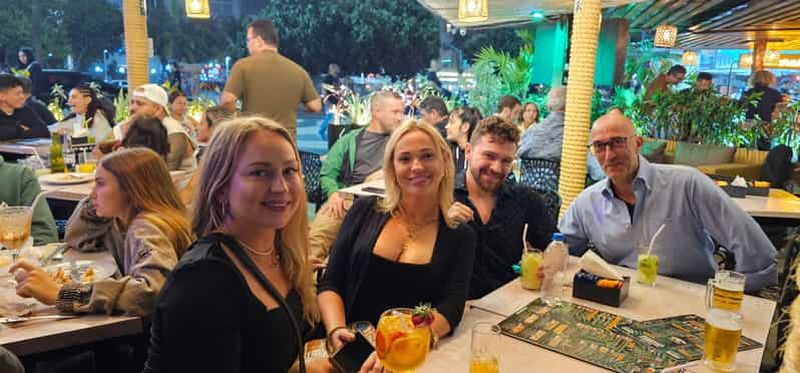 Billet Rio : tournée des bars à Pedra do Sal. Soirée avec musique live, danse, shots