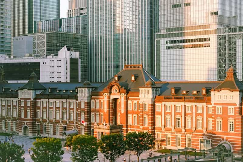 Billet Tokyo : visite guidée du palais impérial, de la tour de Tokyo et de la gare