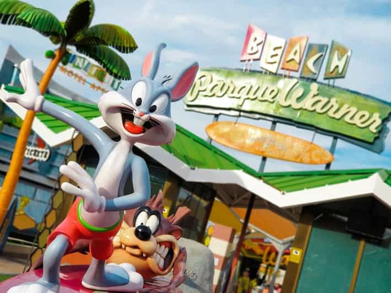 Billet Depuis Madrid : Parc aquatique Parque Warner Beach et transport