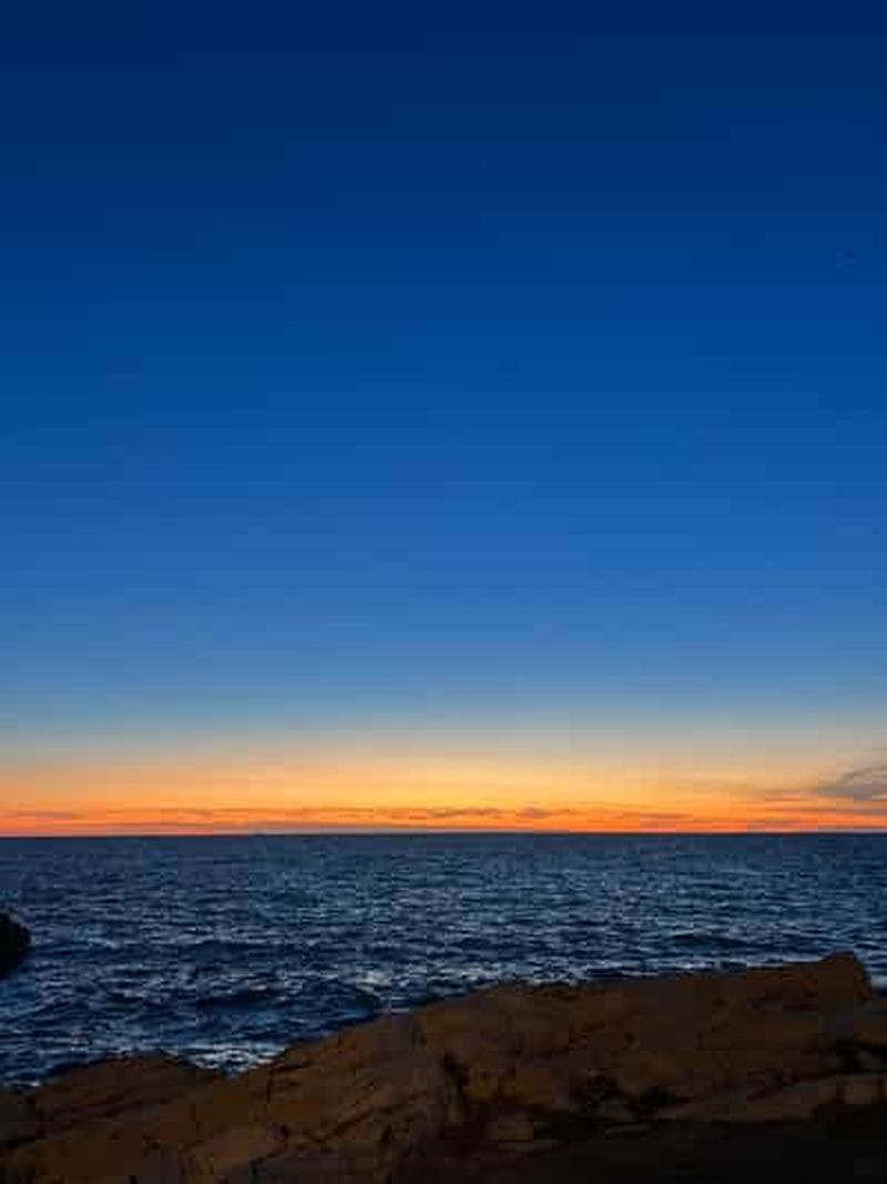 Billet Marseille : Vieux Port, Notre Dame de la Garde, Soleil Couchant