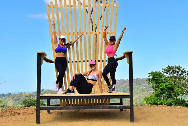 Billet Visite privée de 4 heures en buggy Plage, vue sur l'océan et cascade