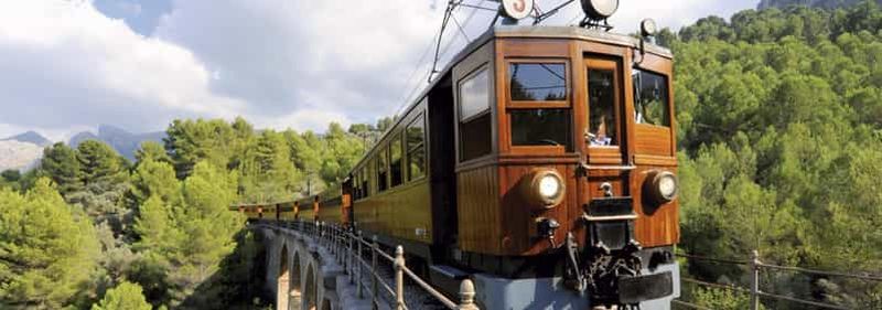 Billet Majorque : trajet en train et tramway de Palma à Sóller