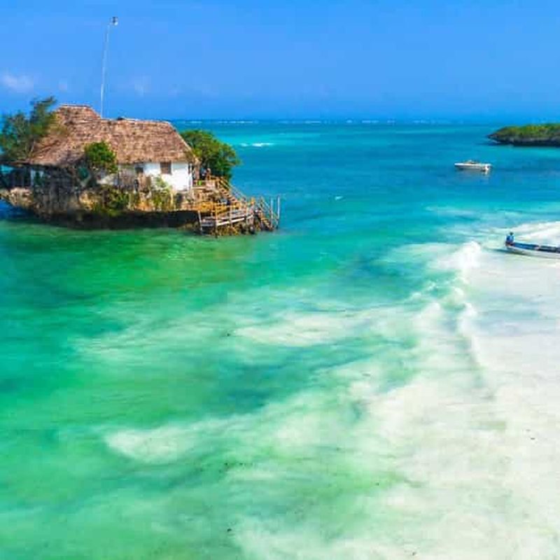 Billet Zanzibar : forêt de Jozani, grotte de Salaam et restaurant The Rock