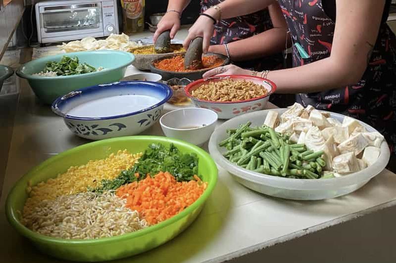 Billet Yogyakarta : Cours de cuisine de 3 heures avec visite du marché