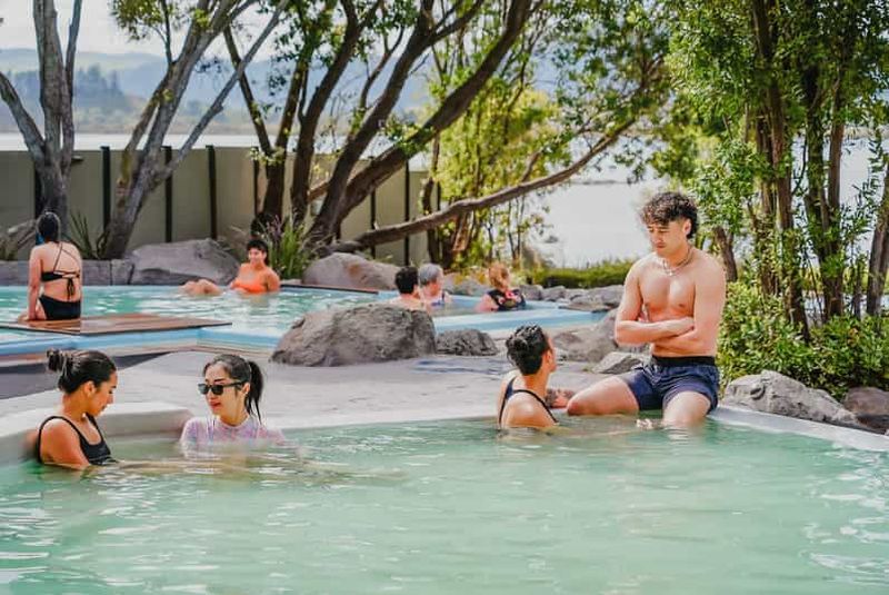 Billet Rotorua : baignade dans le bassin Pavilion du Polynesian Spa (12 ans et plus)