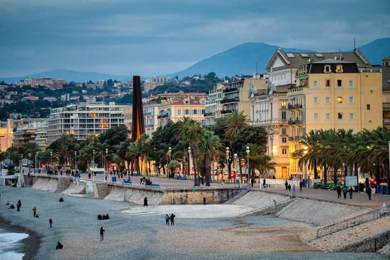 Billet Nice : visite à pied de la vieille ville et de la Promenade des Anglais