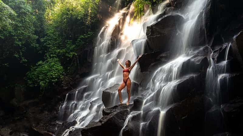 Billet Bali/Ubud : Chute d'eau de Kanto Lampo, forêt de singes et balançoire