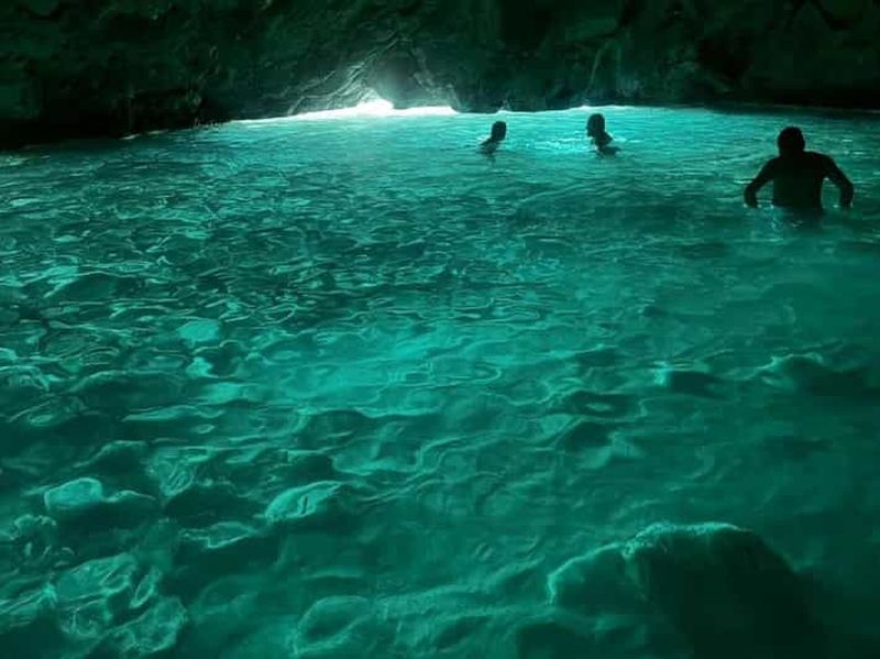 Billet Grama Bay et Blue Cave : Plongée en apnée et plages secrètes à Vlore