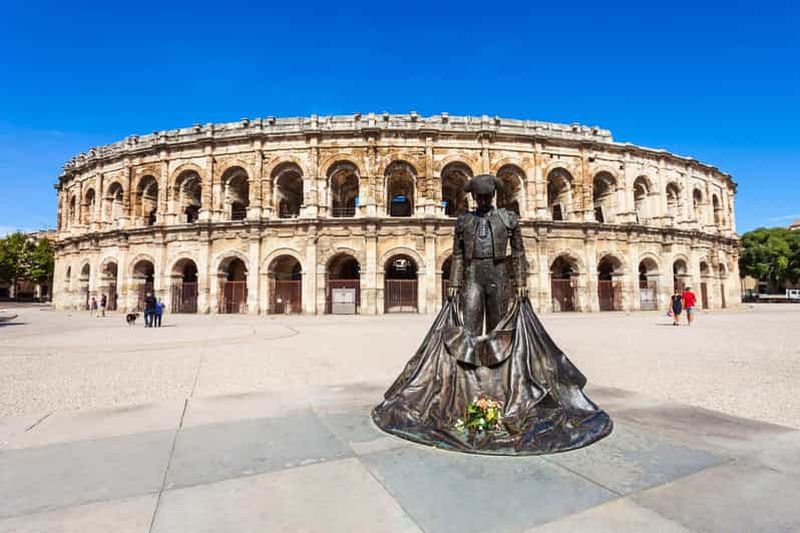 Billet Bonjour Nîmes : visite privée de 2 heures à pied avec un guide de la région