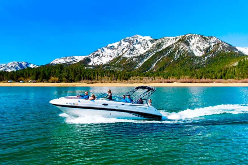 Billet South Lake Tahoe : tour en bateau de 2 heures à Emerald Bay avec capitaine