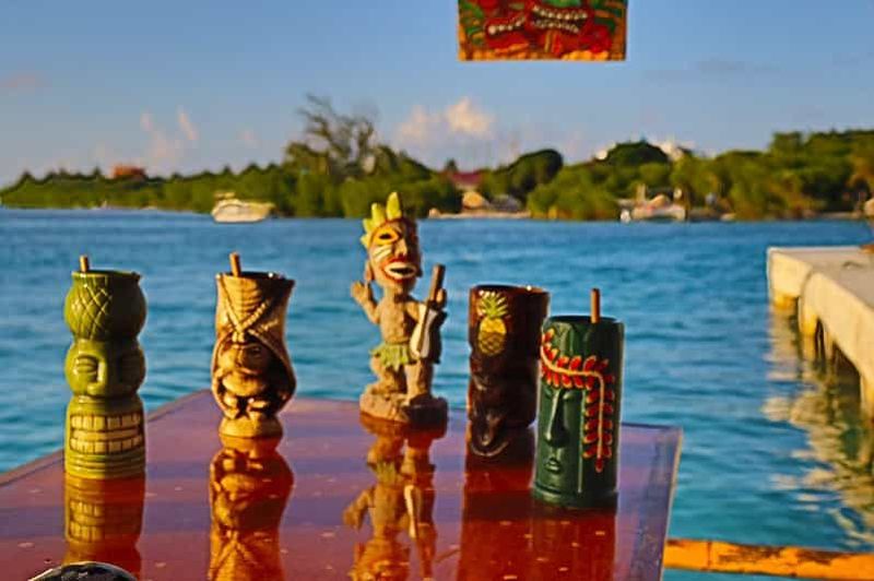 Billet Caye Caulker : Croisières sur ponton au Tiki Bar