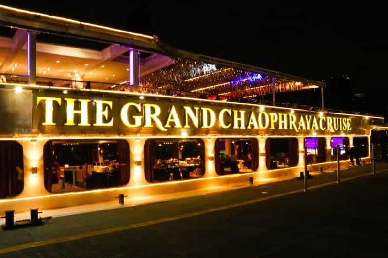 Billet Bangkok : Dîner-croisière Grand Chao Phraya avec spectacle vivant