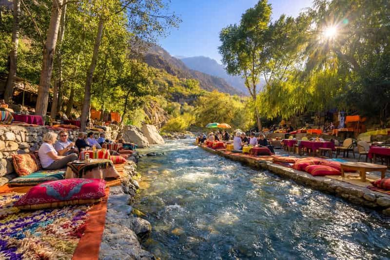 Billet Marrakech : excursion d'une journée dans la vallée de l'Ourika et les montagnes de l'Atlas, déjeuner inclus
