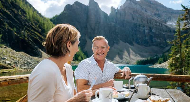 Billet Lac Louise : randonnée guidée vers le salon de thé du lac Agnes avec déjeuner