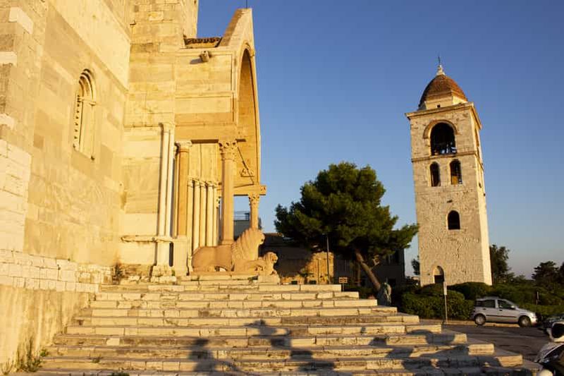 Billet Ancône : visite guidée en vélo électrique