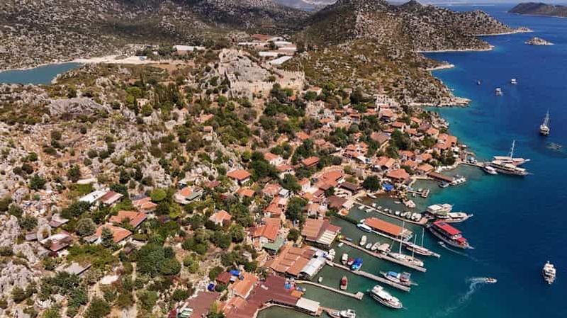 Billet Kas : Tour en bateau de la ville engloutie et des sites historiques de l'île de Kekova